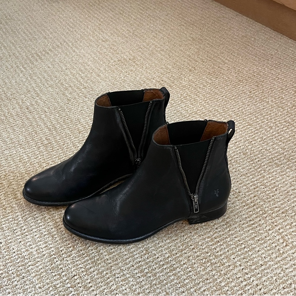 Carly Frye Zip Booties Black 9.5 Women’s